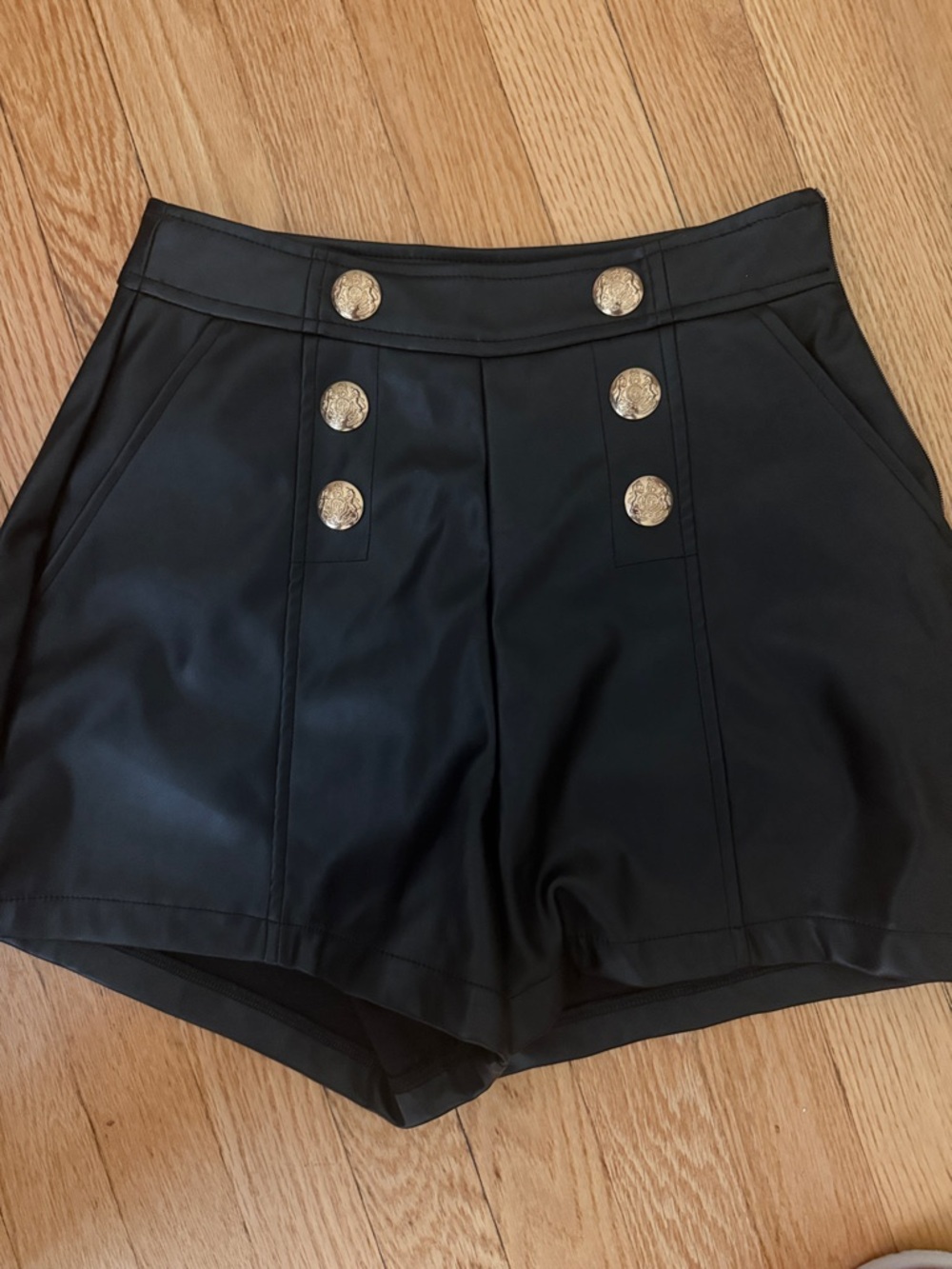 High-Waist Black Shorts with Decorative Gold Buttons